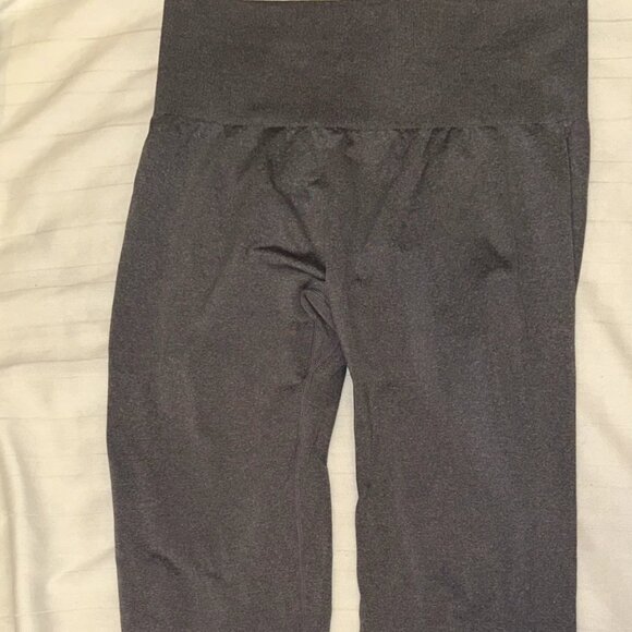 NVGTN Seamless Leggings Gray | Size Large - Picture 2 of 6
